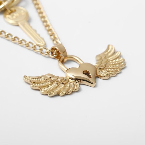 Couture Bling Gold Key to Your Heart Chain Set - Picture 3 of 3